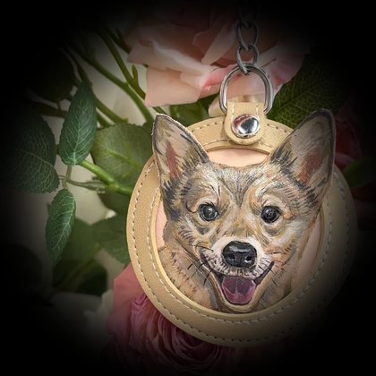 Corgi in a cream frame